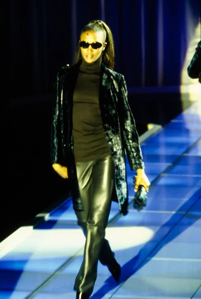 Look 15